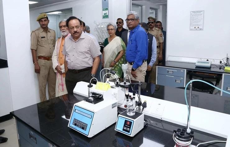 Indian food laboratory testing packaged food for adulteration